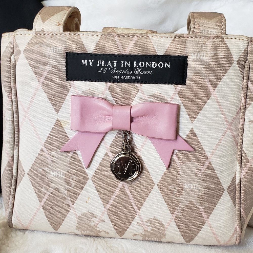 My Flat in London handbag